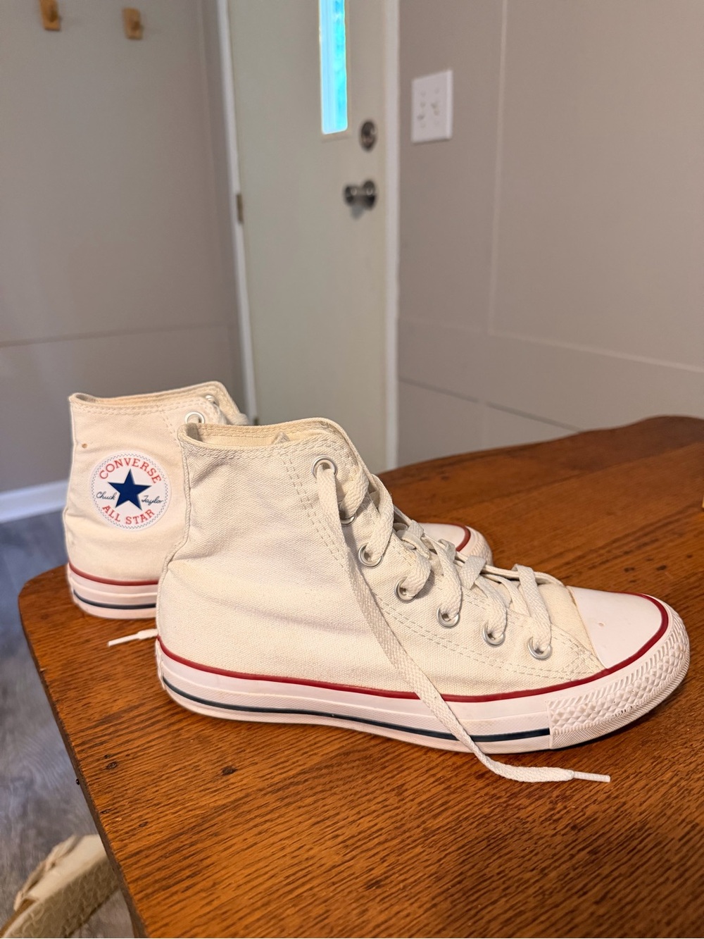 Converse High Top Sneakers - white with Red Trim
